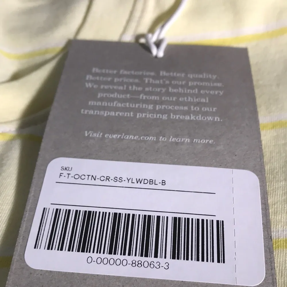 Everlane Organic Cotton Tee Shirt Pale Yellow W Dark Yellow Stripe XL NWT - Image 2