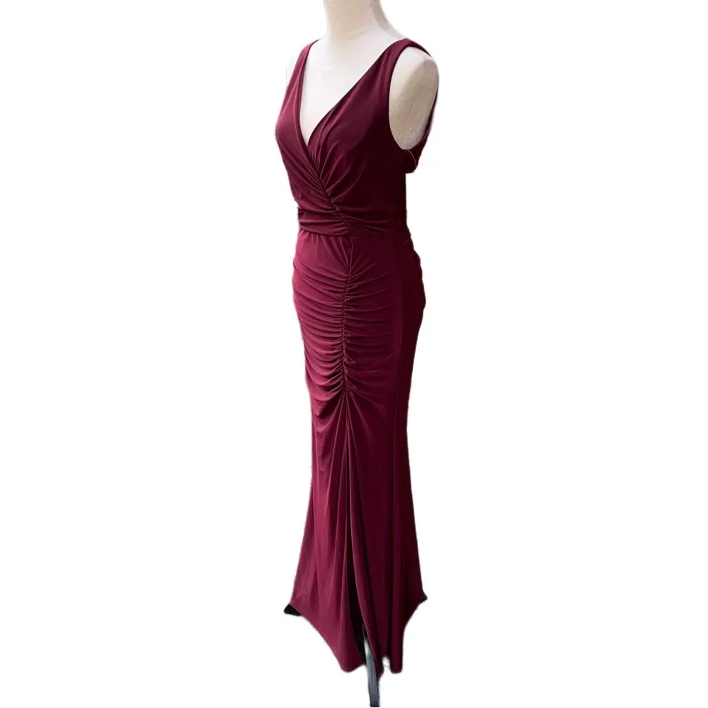 DB STUDIO Ruched Jersey V-neck Sheath Dress in Wine Red Size 6 Bridesmaid Formal - Image 6