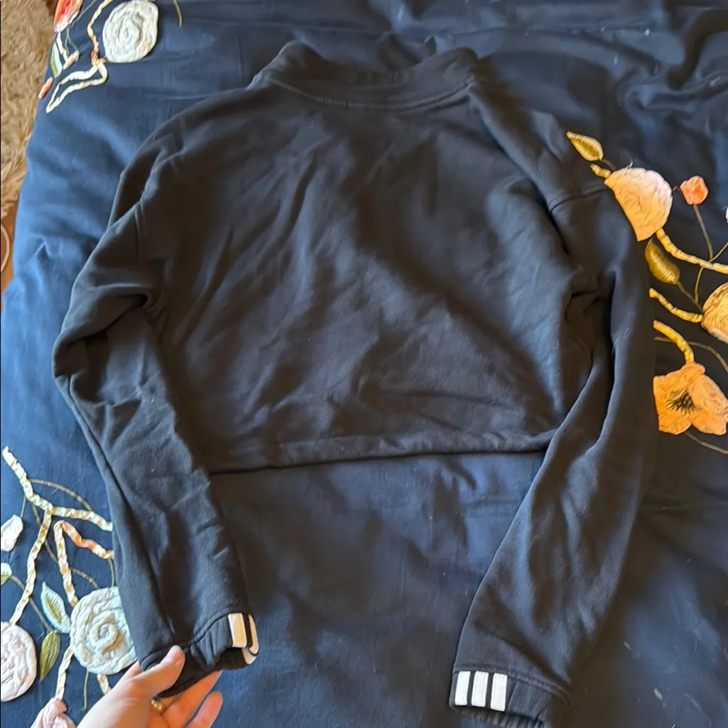 Adidas Women's Black Zip-Up Top - Image 6