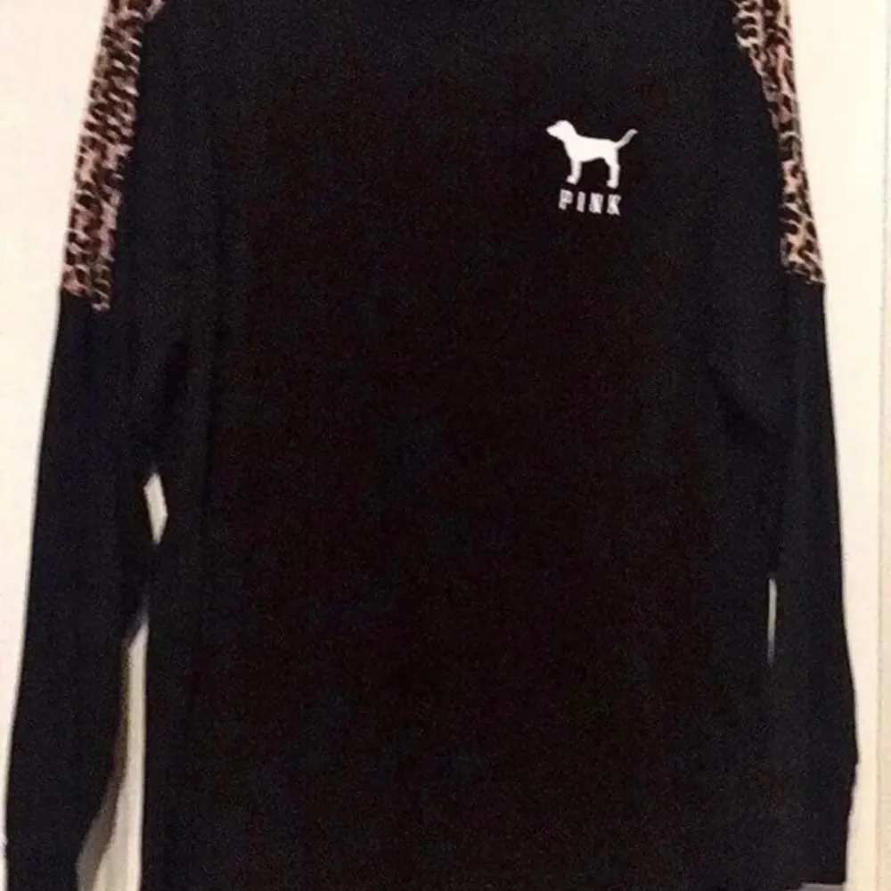 Vs pink cheetah print shirt - Image 2