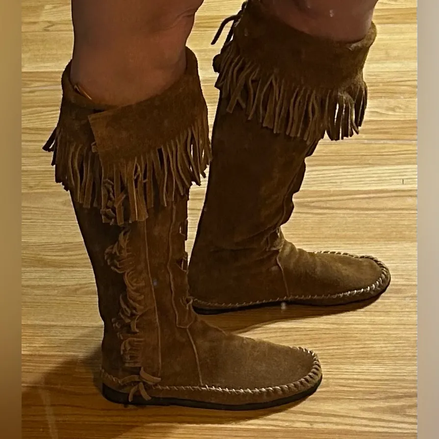 MINNETONKA leather Fringe Lace - Image 3