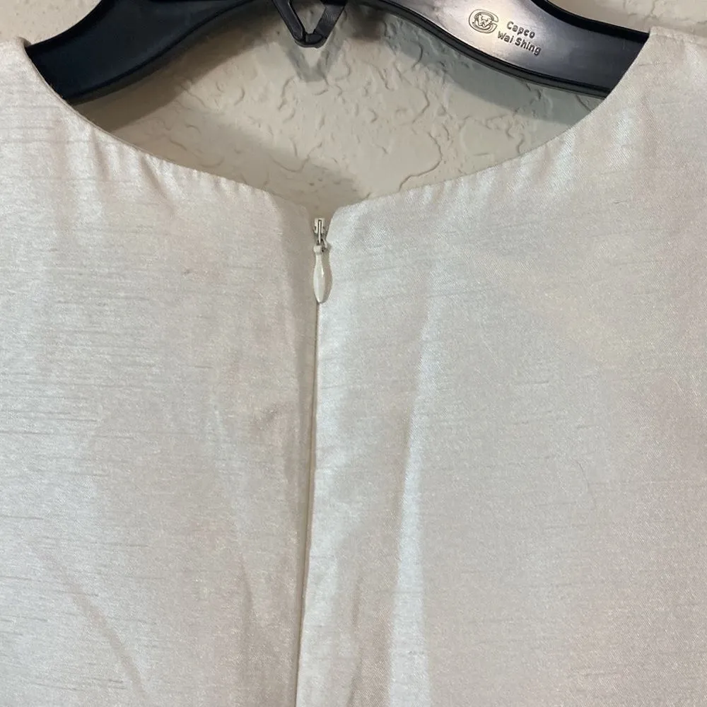 Revolve Cameo White Satin sleeveless Top Size XL - Image 3