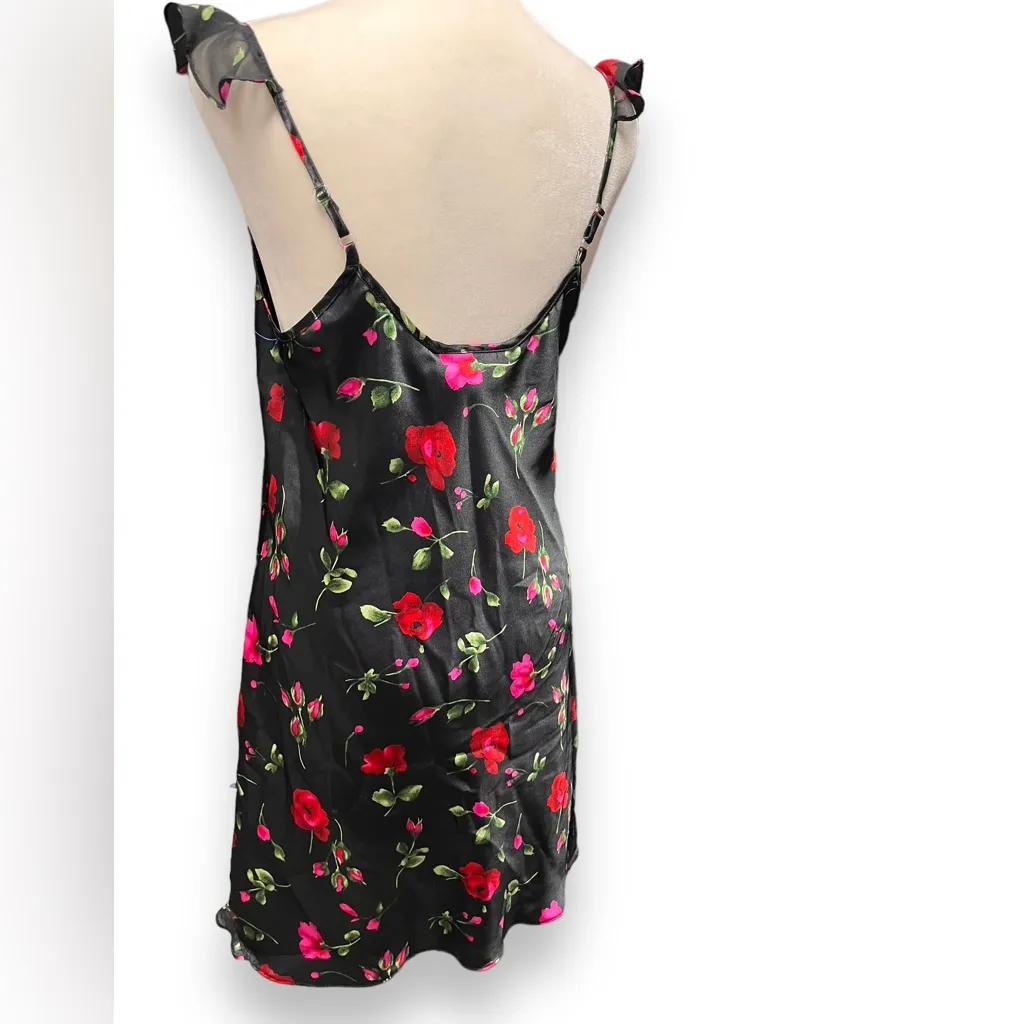 Y2k dress like Morgan Taylor floral sateen black roses nighty size small - Image 4