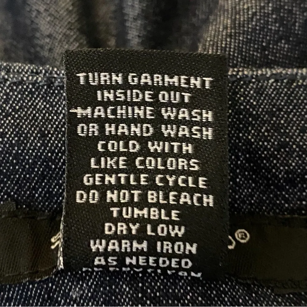 SANDRO lightweight, denim fabric, high-waisted capris pants in size 14. EUC - Image 10