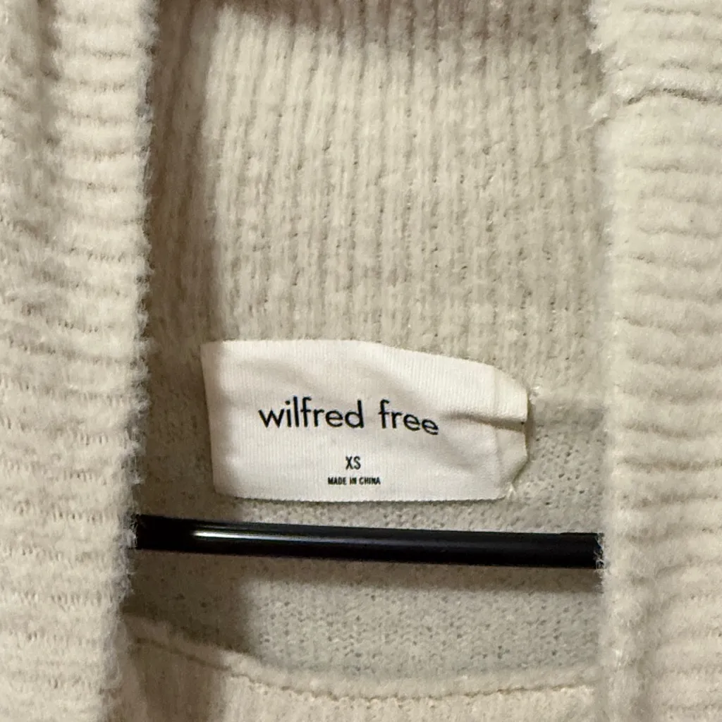 Aritzia Wilfred Fuzzy Turtleneck Dress - Image 4