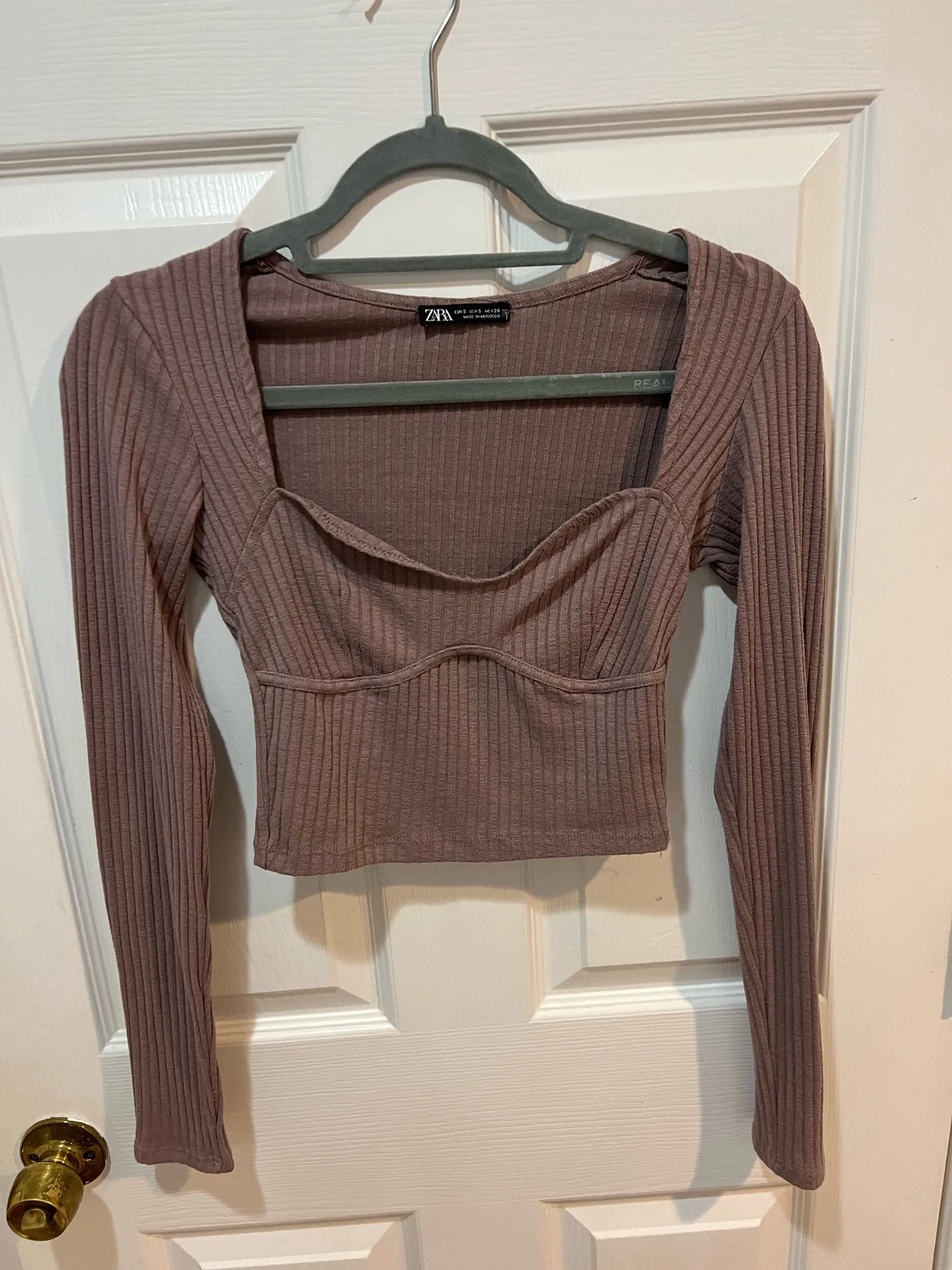 Zara purple ribbed long sleeve crop top with sweetheart neckline - Image 2