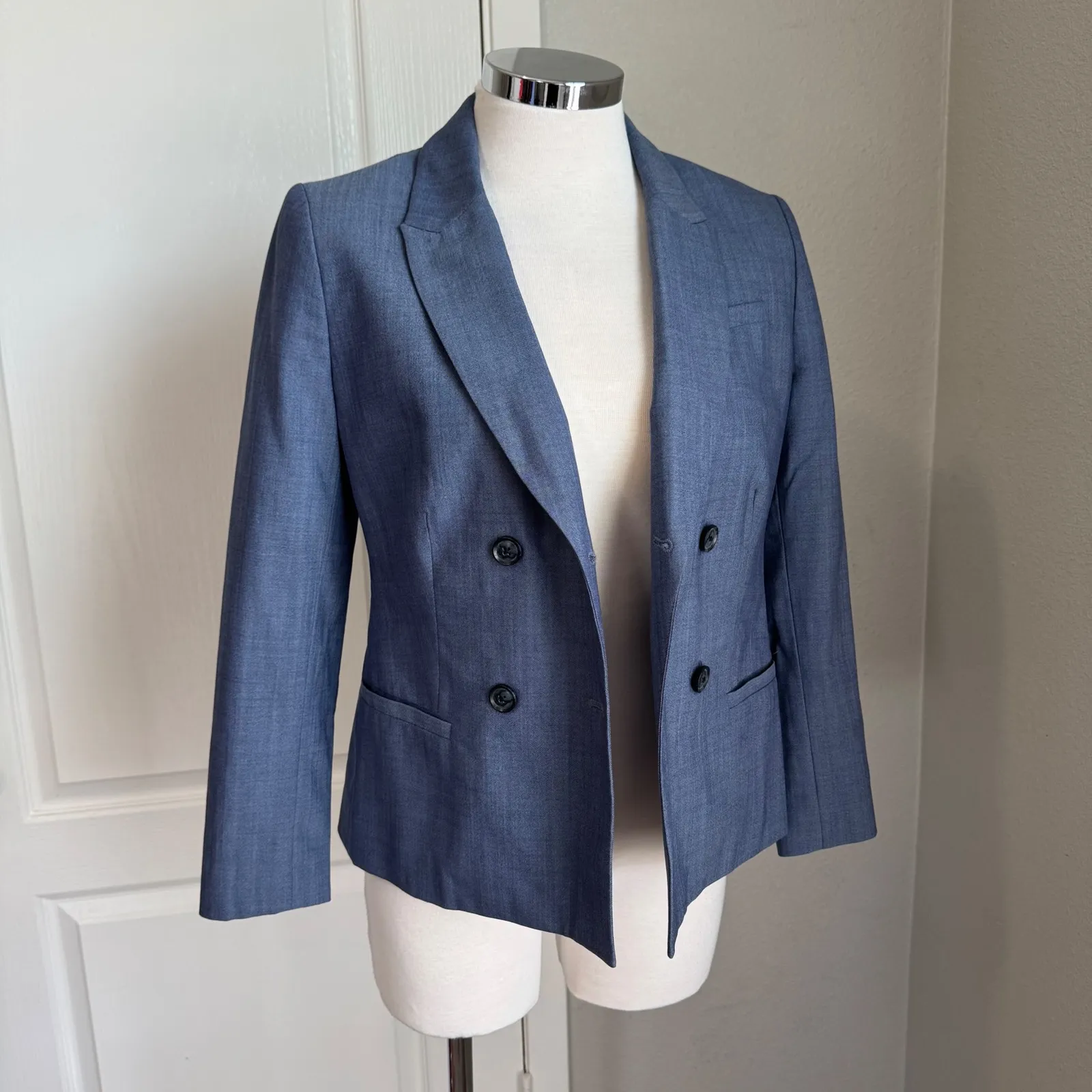 Banana Republic Wool Blazer Double Breasted Petite‎ Blue Chambray Jacket Size 2 - Image 7