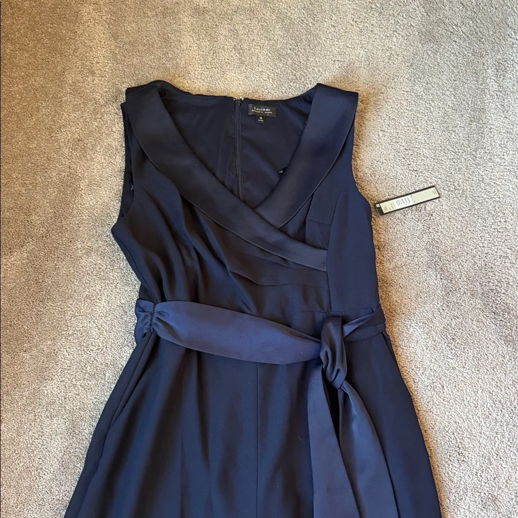 Tahari Arthur S. Levine Navy Jumpsuit SIZE 16 Blue - Image 2