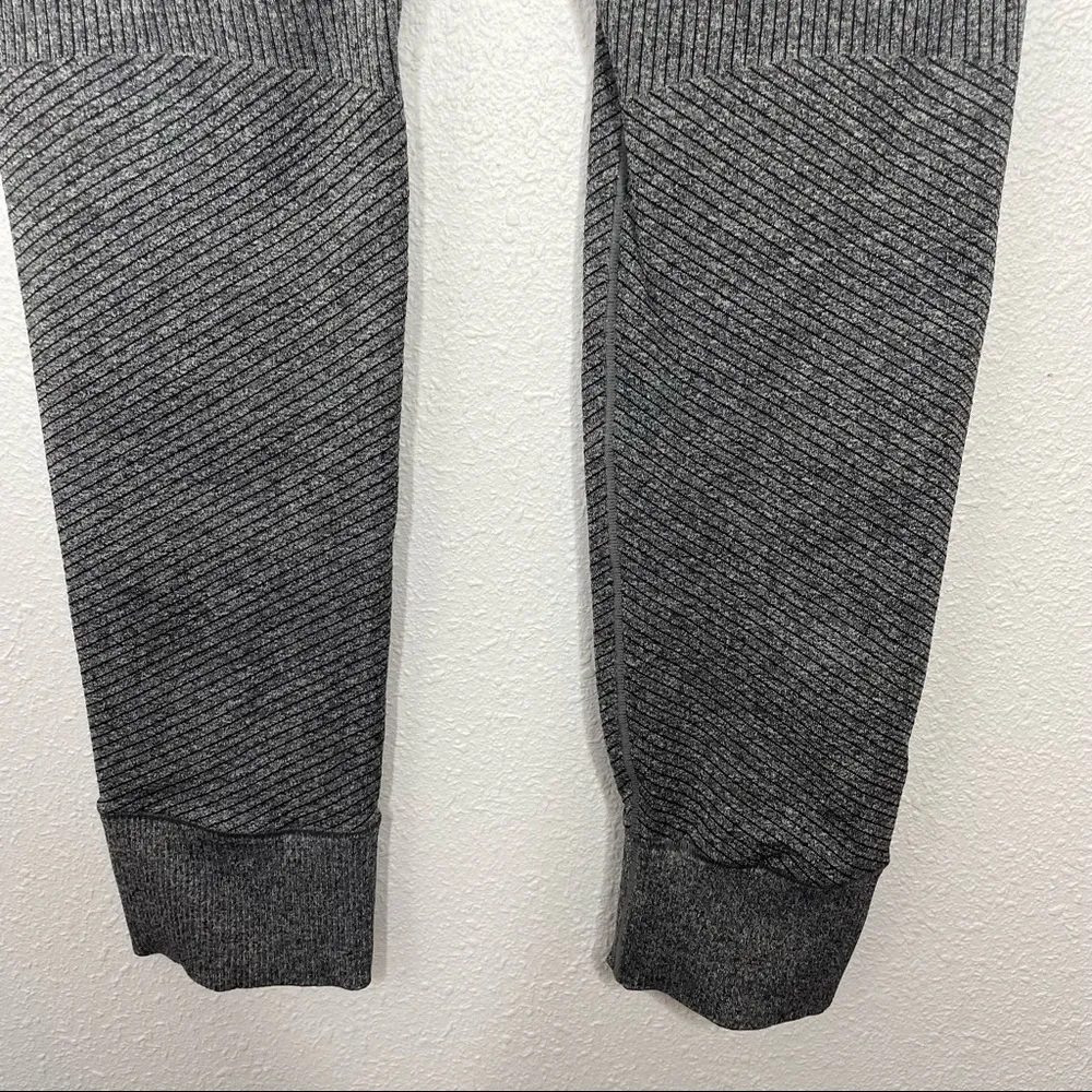 Adidas x Reigning Champ Seamless Knitted Gray Leggings - Image 10
