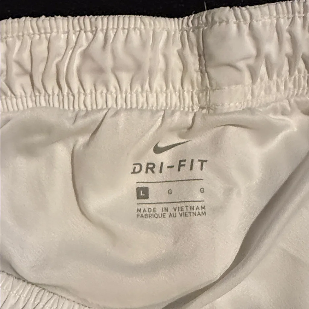 🤍Woman’s Nike Dry-Fit Shorts•ALL•White-•Size:L🤍 - Image 7
