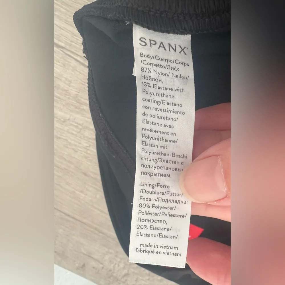 Spanx Faux Leather Camo Leggings Sporty Gorp Rock Streetwear Shaping Size XS - Image 10