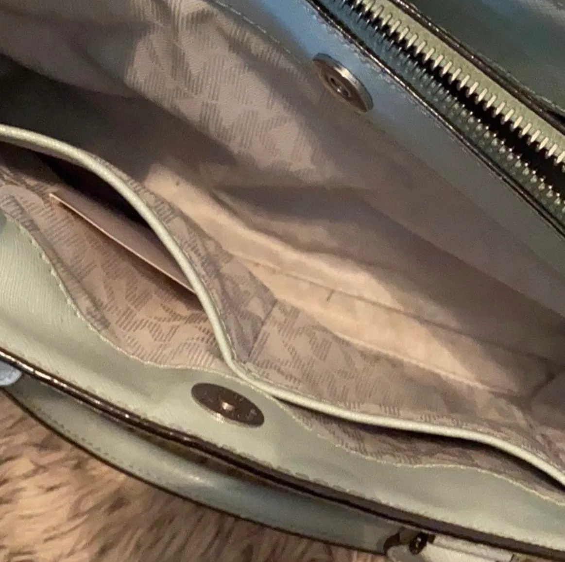 Michael Kors Purse MK - Image 4