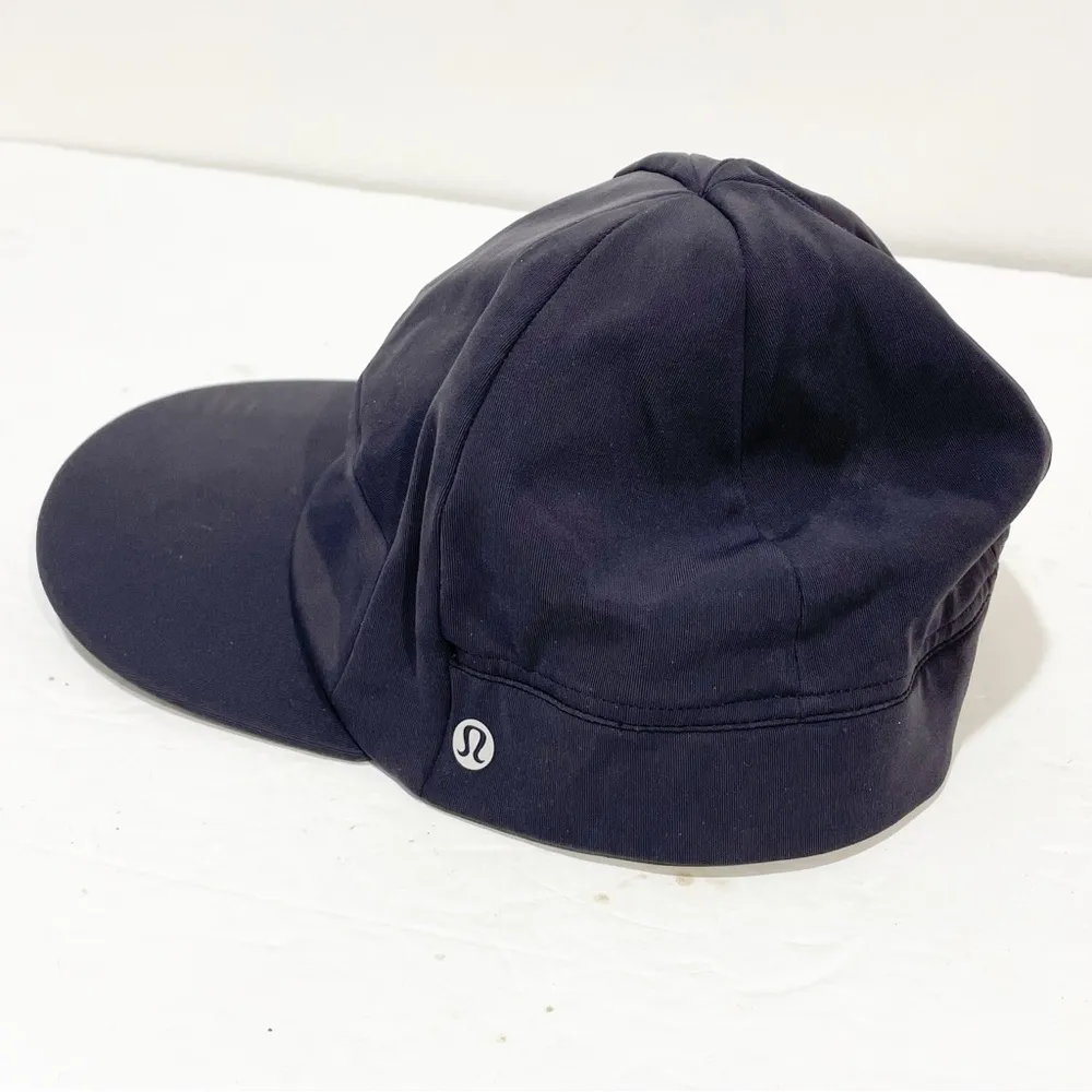 Lululemon  Black Five Times Hat One Size BLTI 85841 Workout Cap - Image 2