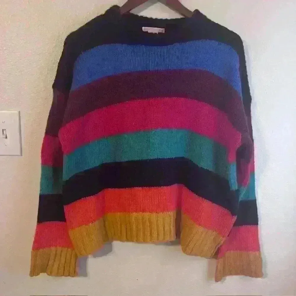 Urban Outfitters Multicolor Rainbow Stripe Sweater Woman's Size Small - Image 2