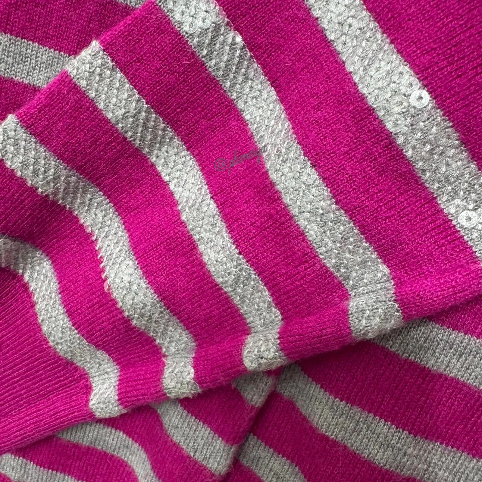 Gap Women's Striped Sequin Cardigan in Electric Fuschia Size M - Image 3