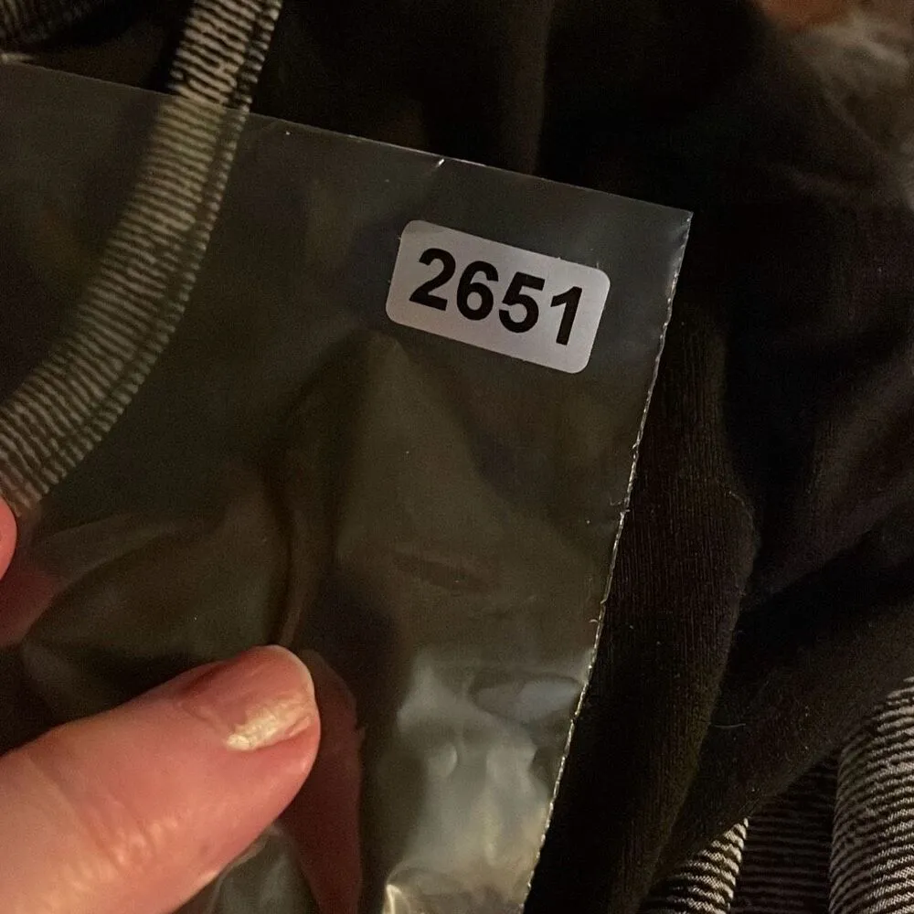 NWT Loveappelle size small button up back tunic - Image 5