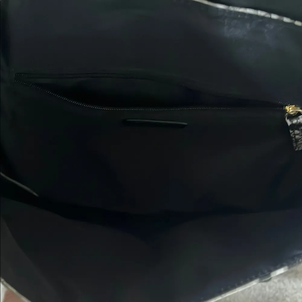 Snakeskin Patterned Women's Bag - Image 3