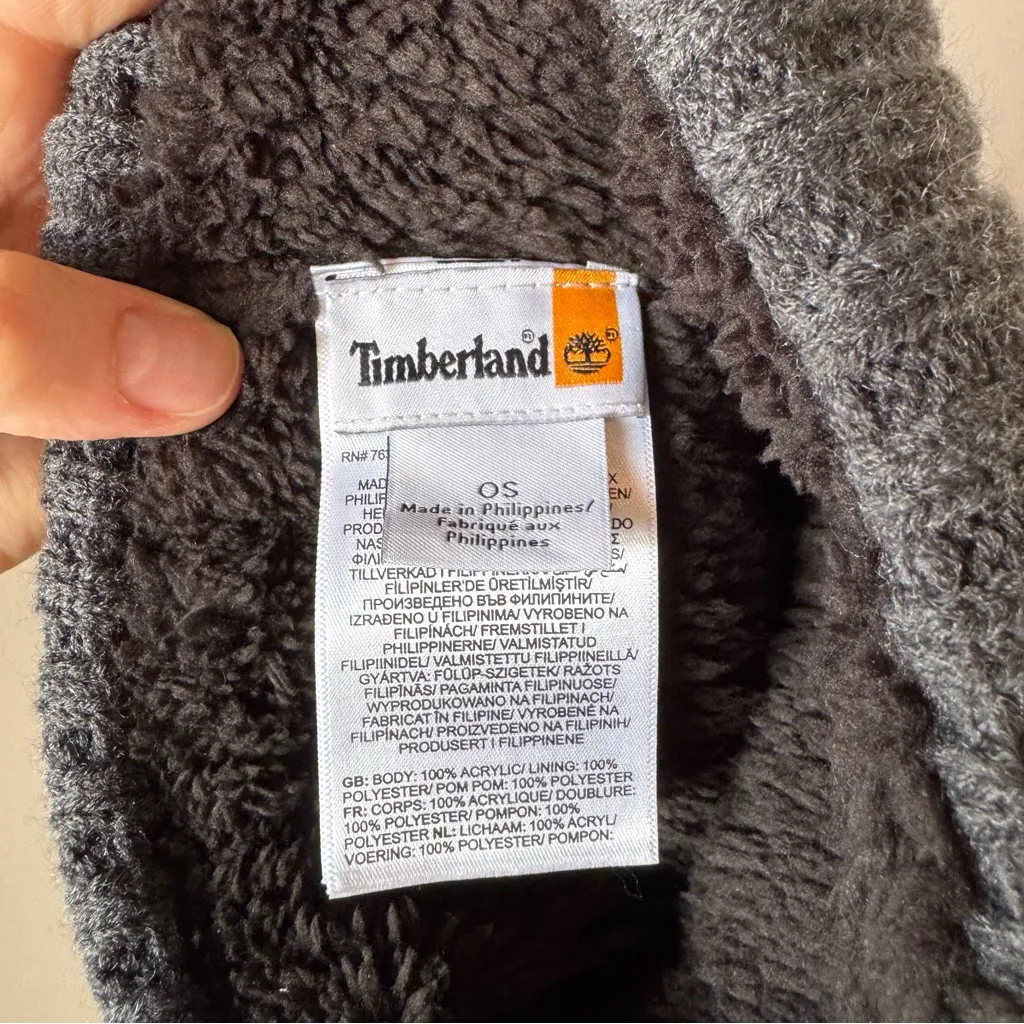 Timberland Unisex Gray Knit Sherpa Lined Faux Fur Pom Pom‎ Beanie Hat One Size - Image 2