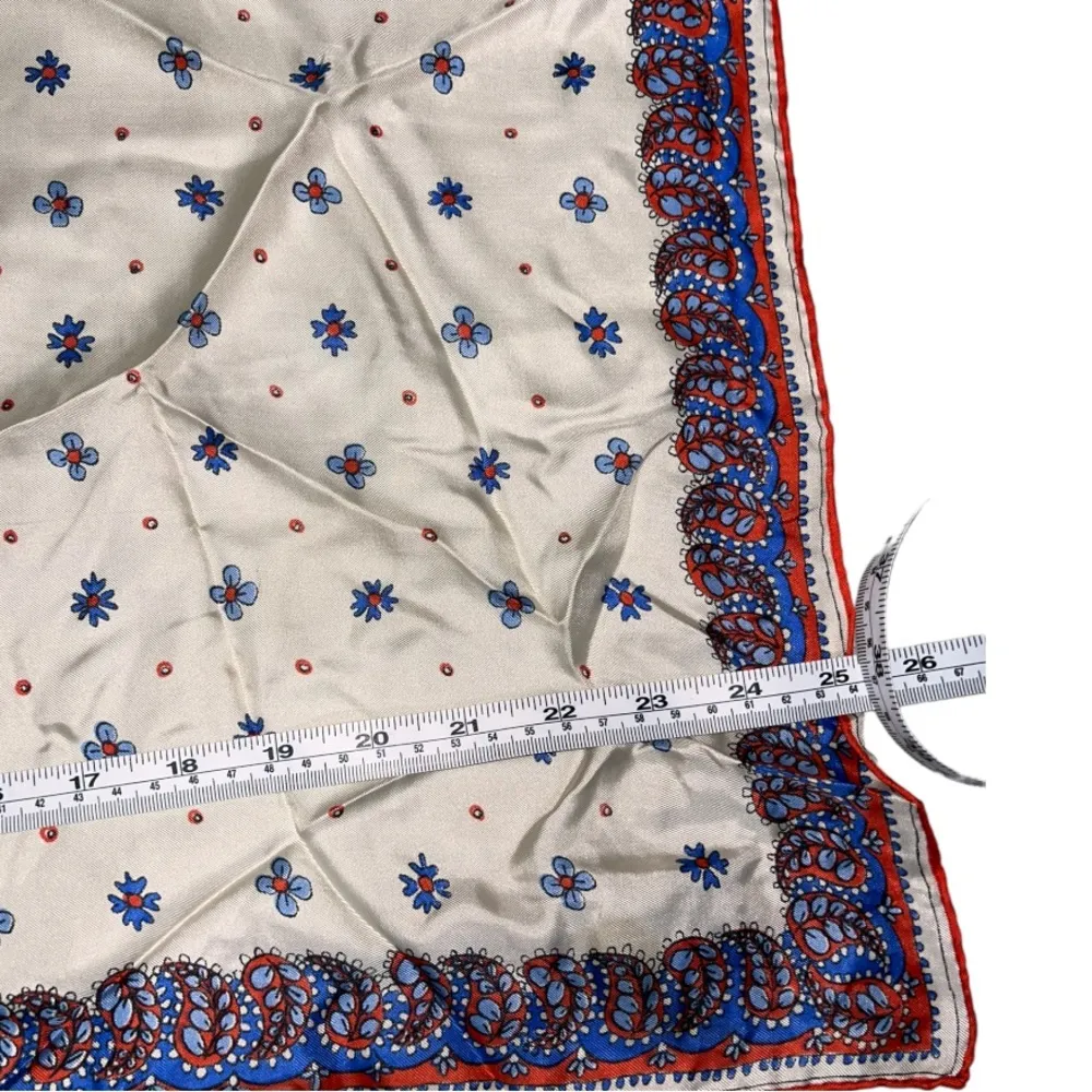 Cute Scarf dainty flowers - Image 2