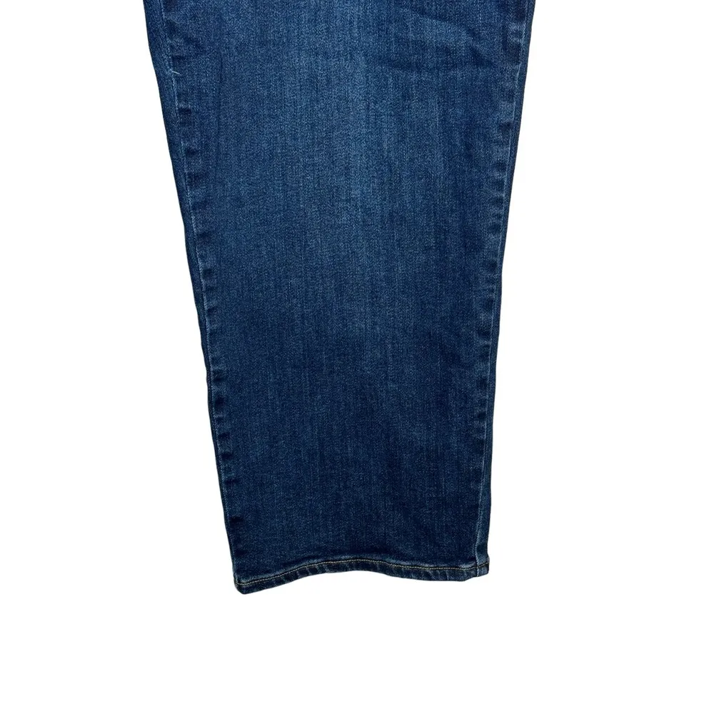 Universal Thread Womens Jeans High-Rise Loose Fit Straight Leg Denim Blue Sz. 18 - Image 2