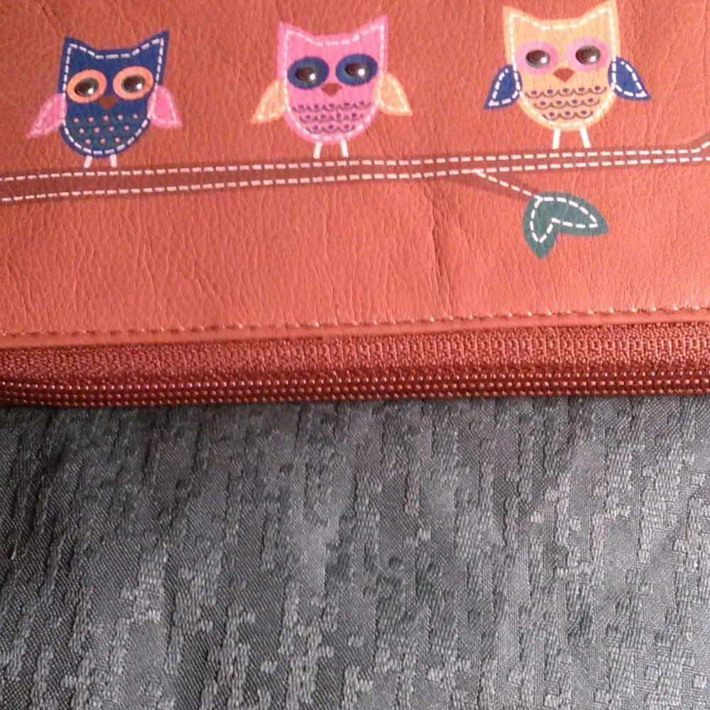 Tan Leather Owl Wallet with RFID Protection - Image 12