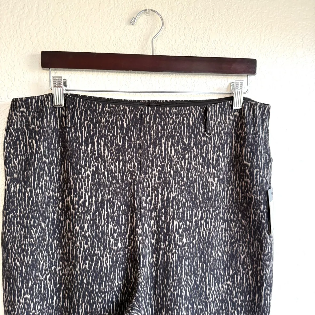 NEW LYSSE Womens Pants Black Brown Patterned Baby Bootcut Pull On Plus Size 1X - Image 4