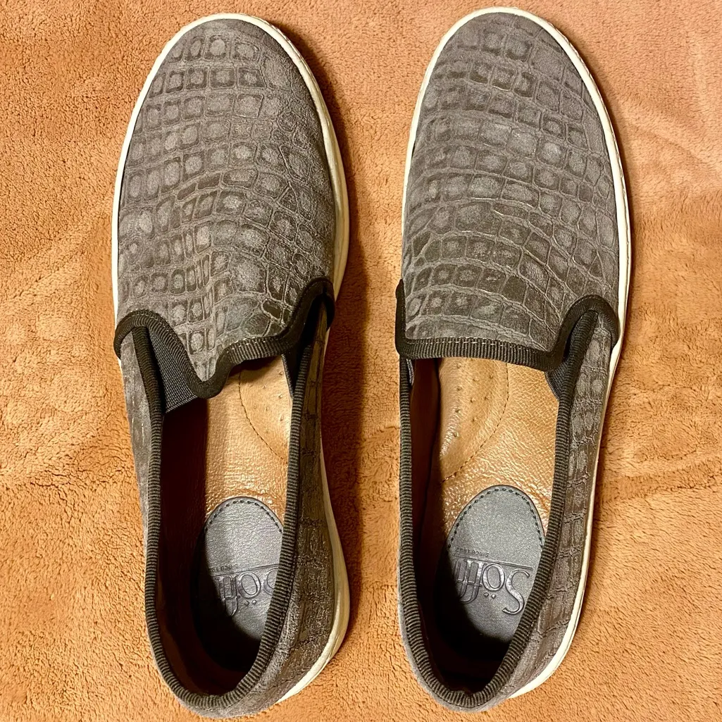Sofft Women's Gray Somers Slip On Sneaker Shoe Size 7.5 - Image 3