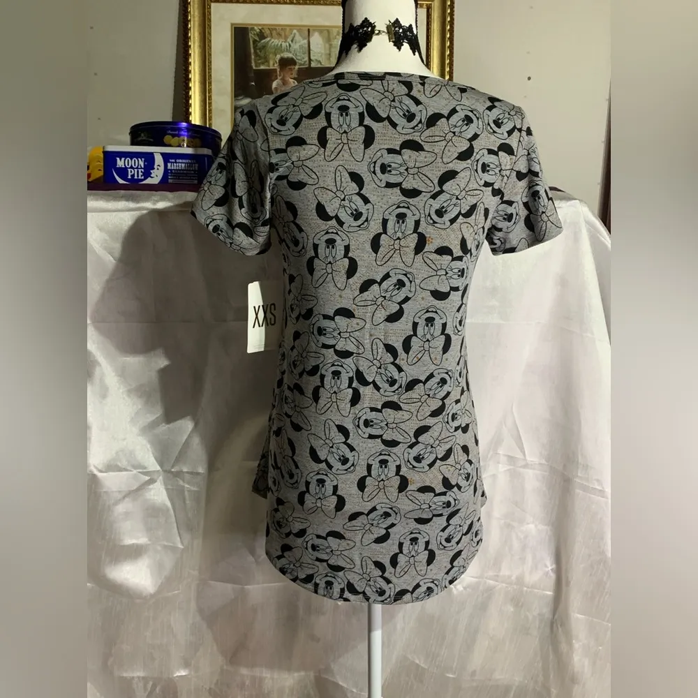 Lularoe Classic T Disney Minnie Mouse Top - Image 5
