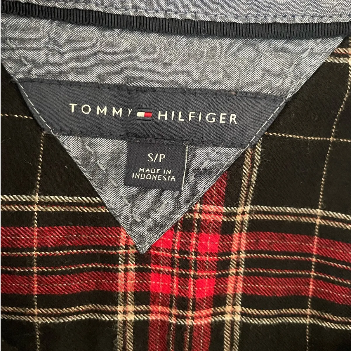 Tommy Hilfiger Women Top S Red Plaid Button Up Preppy‎ Cabincore Grunge Cozy - Image 2