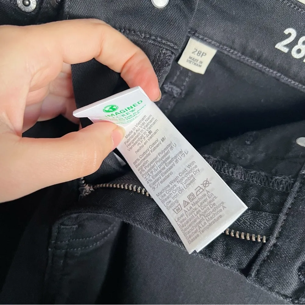 J Crew • 9" Mid-Rise Vintage Slim-Straight Jean in Stay Black wash ankle cropped - Image 6