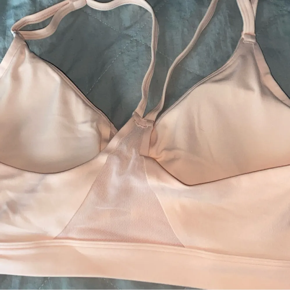 Champion Pink Racerback Sports Bra size M - Image 2