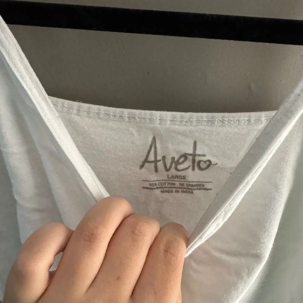 Aveto white camisole - Image 4