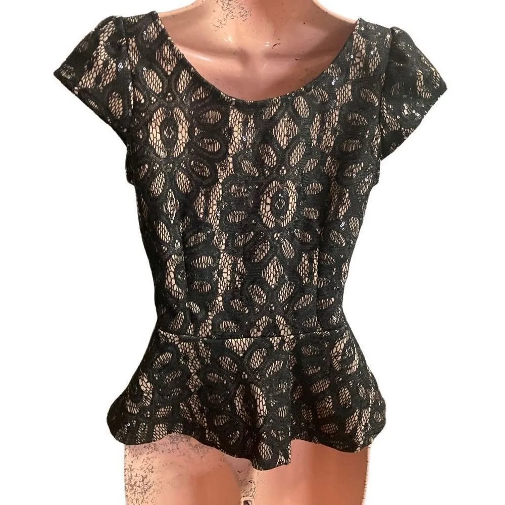 WINDSOR Black &‎ Gold Sleeveless Bow Top Size Medium - Image 3