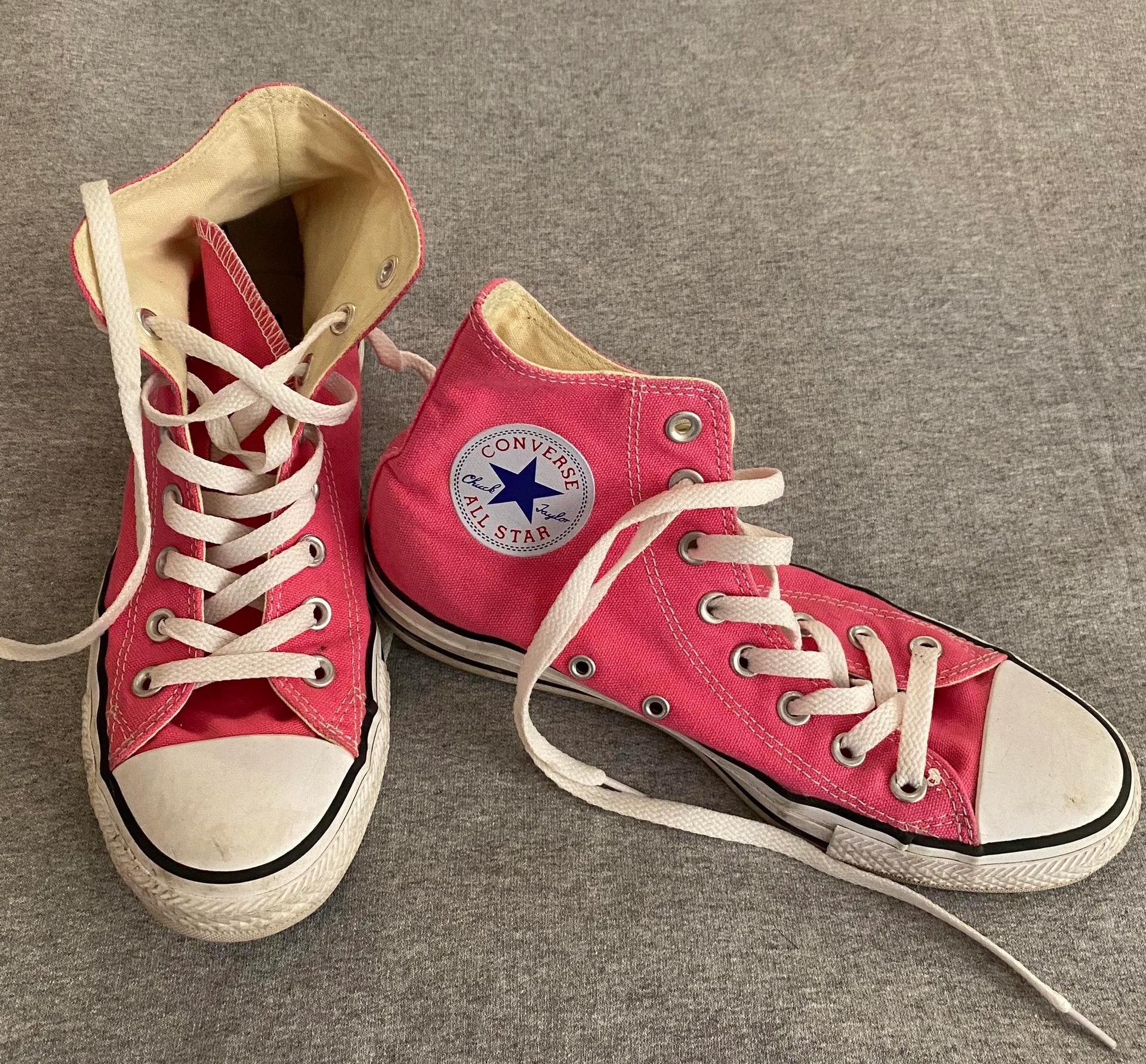 Converse Pink Sneakers - Image 2