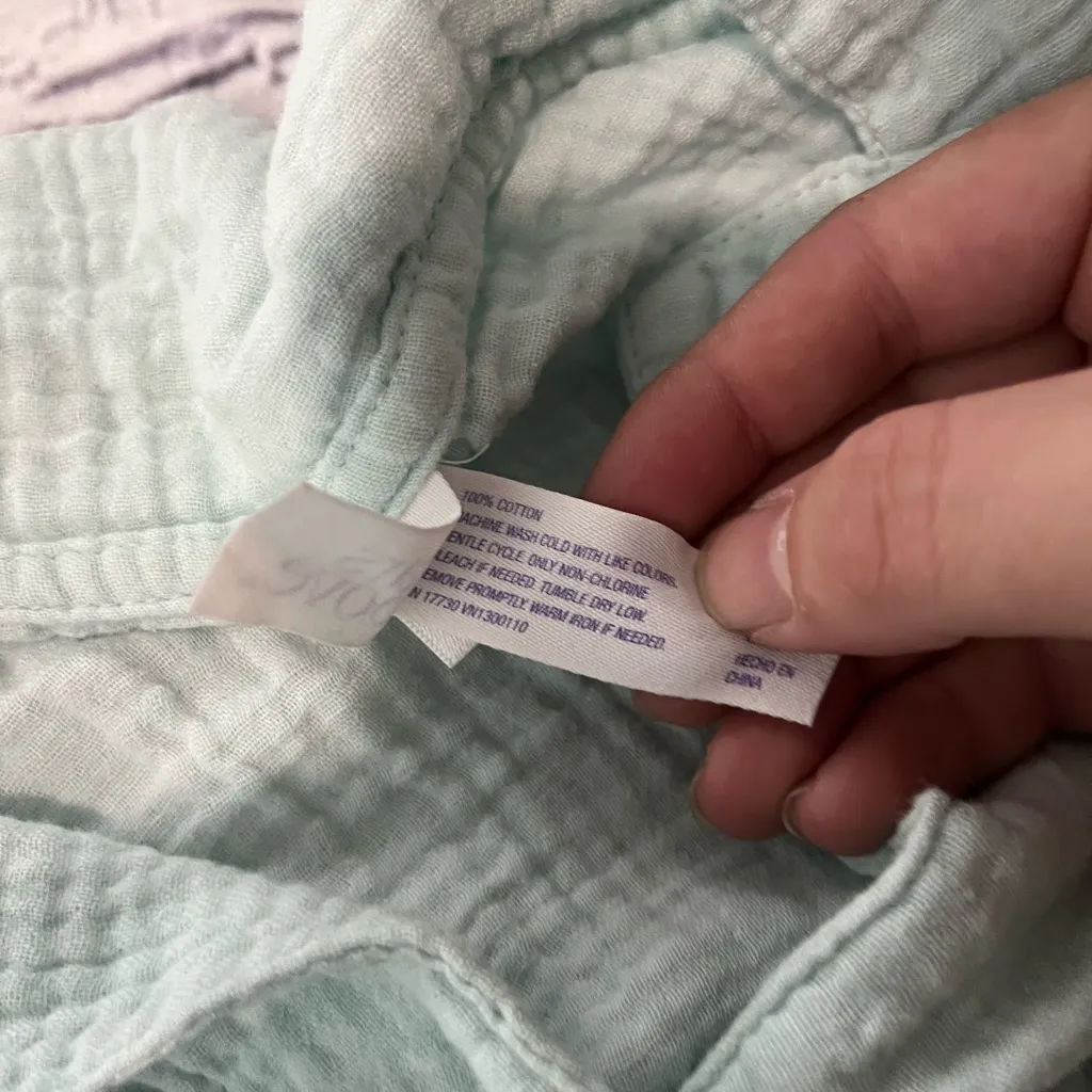 Stars Above Mint Green Gauze Button Front Shirt Women’s Small Short Sleeve - Image 15