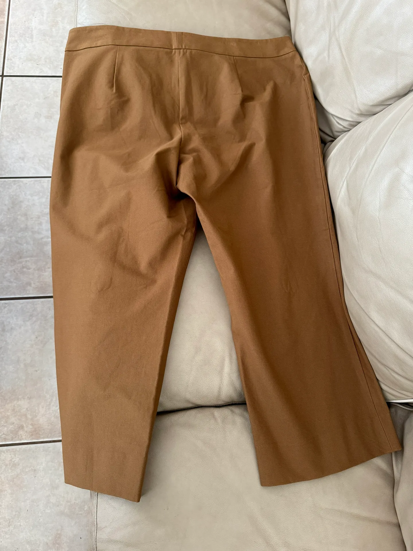 Women's Kick Flare Crop Pants - Image 12