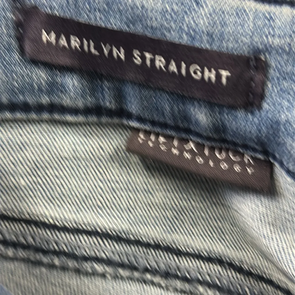 NYDJ Lift Tuck Technology Marilyn Straight Cuffed Crop Blue Jeans Petite 8 - Image 9