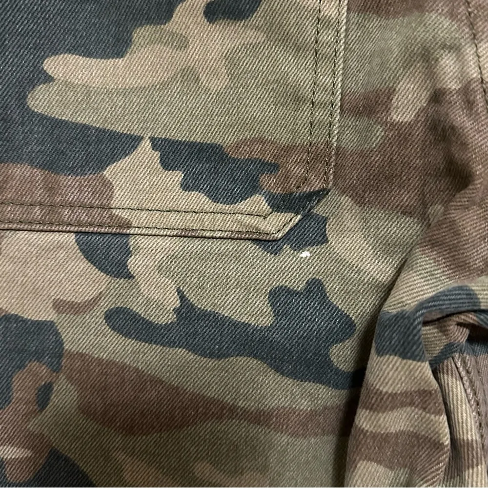 Free People We the Free Remy Camouflage Cropped Jeans Size 24 - Image 8