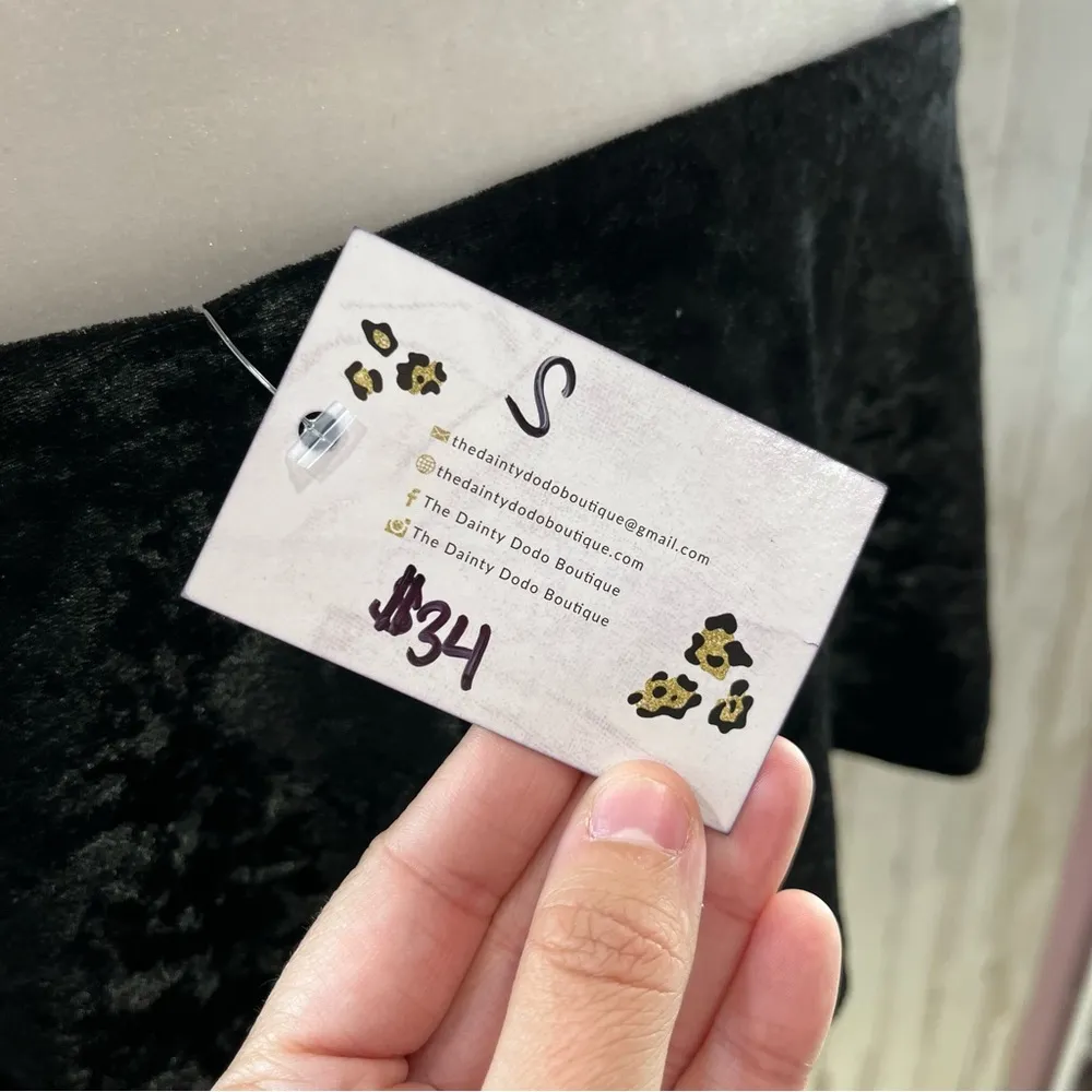 New! Oddy Black Velvet Velour Off The Shoulder Boutique Top Womens Small - Image 2