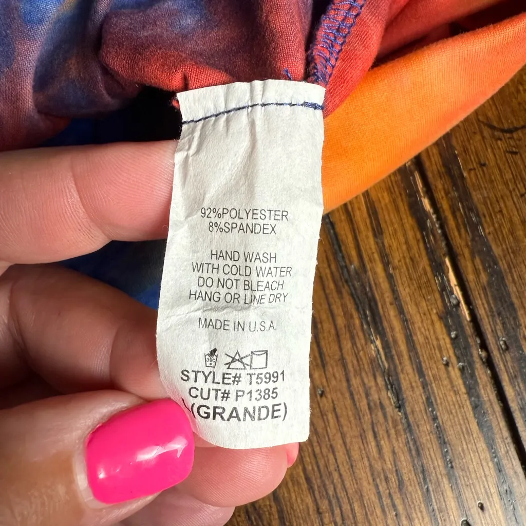 NWOT Boutique Colorful Tie-Dye V-Neck 3/4 sleeve Top‎ L - Image 4