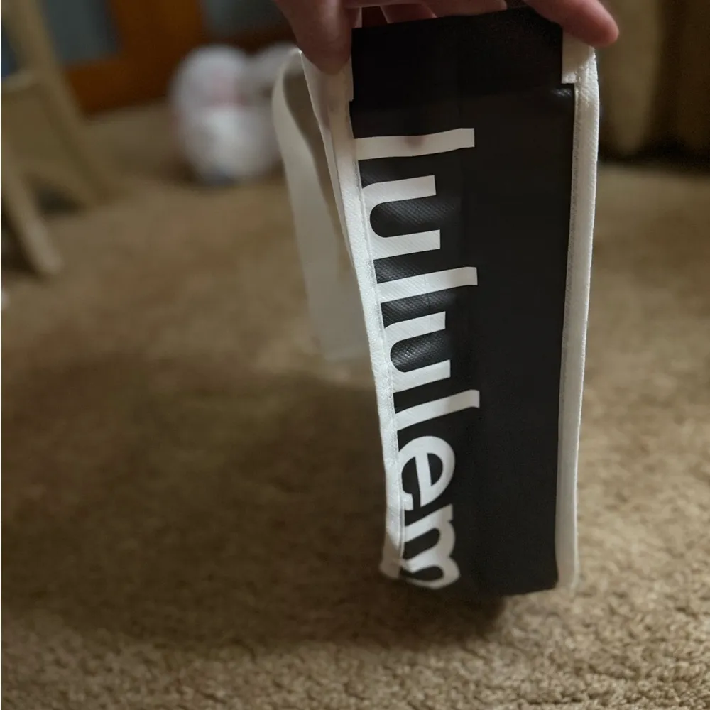 lululemon athletica White Tote Bag - Image 4