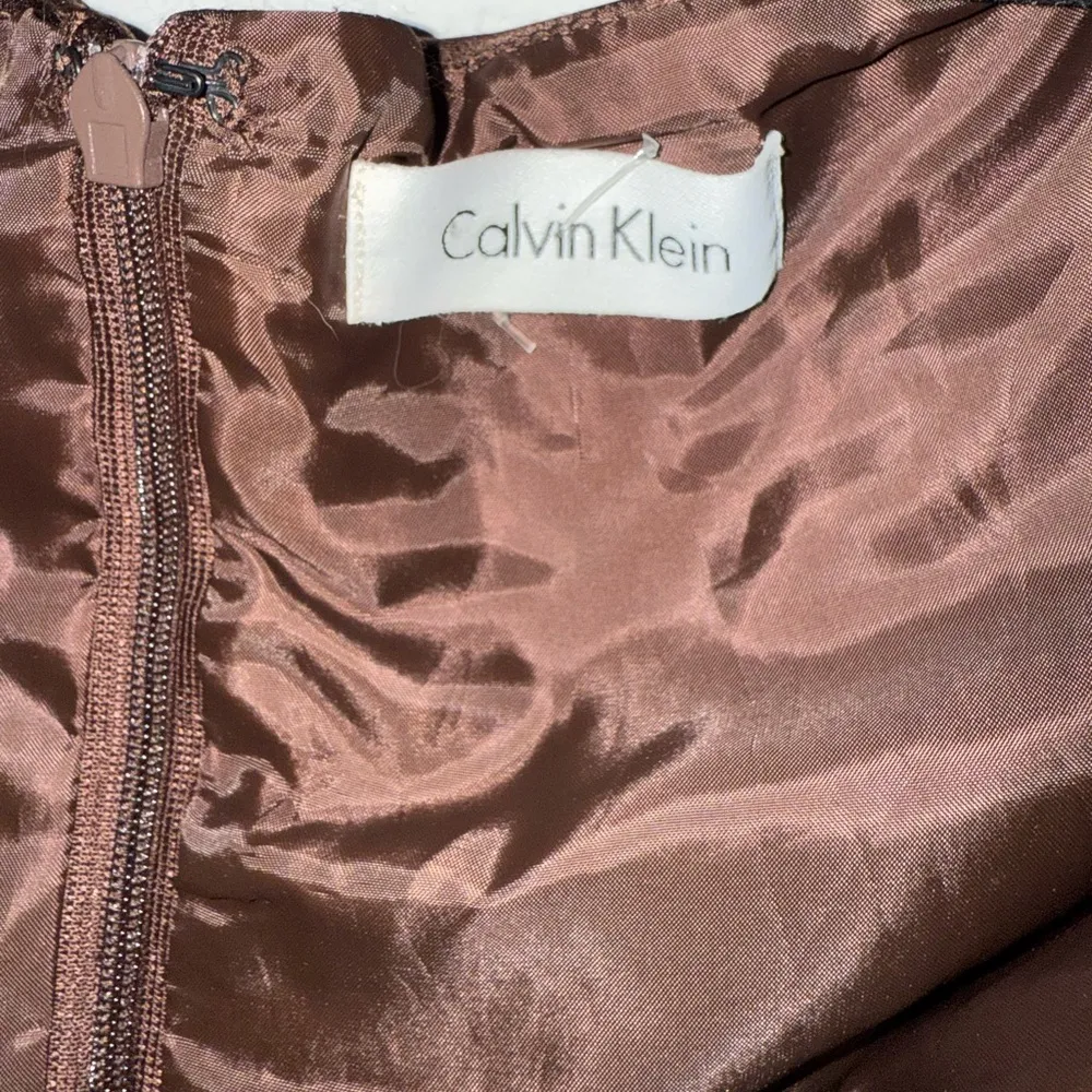 Calvin Klein Chocolate Brown Pleated Cap Sleeve Silk Satin Evening Gown Size 8 - Image 7