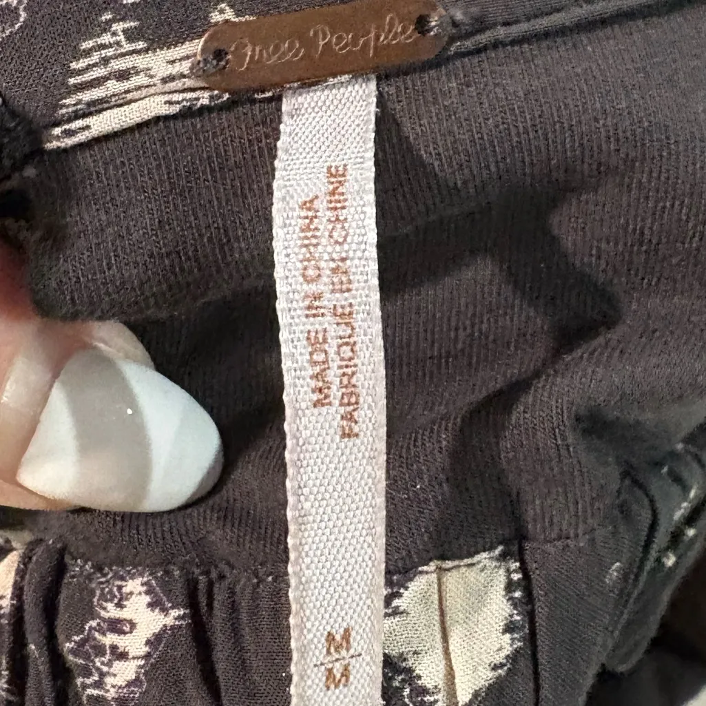 Free People Charcoal Gray & Ivory Sleeveless High Low Dress- Size Medium - Image 4