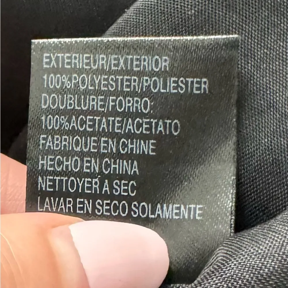 Tahari Arthur S. Levine geometric black structured exposed zipper dress, size 6 - Image 16