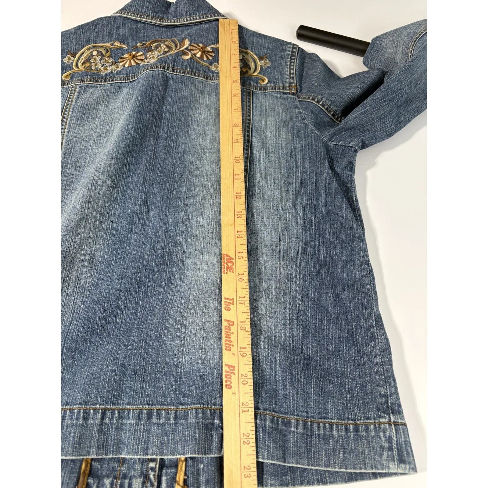 Laura Ashley Denim Jacket Women's Size Small Embroidered Floral Western Boho - Image 9