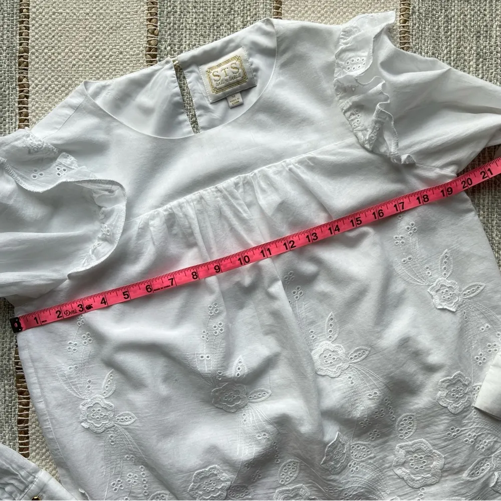 Sail To Sable White Embroidered Long Sleeves Pullover Blouse Women’s Size Medium - Image 6