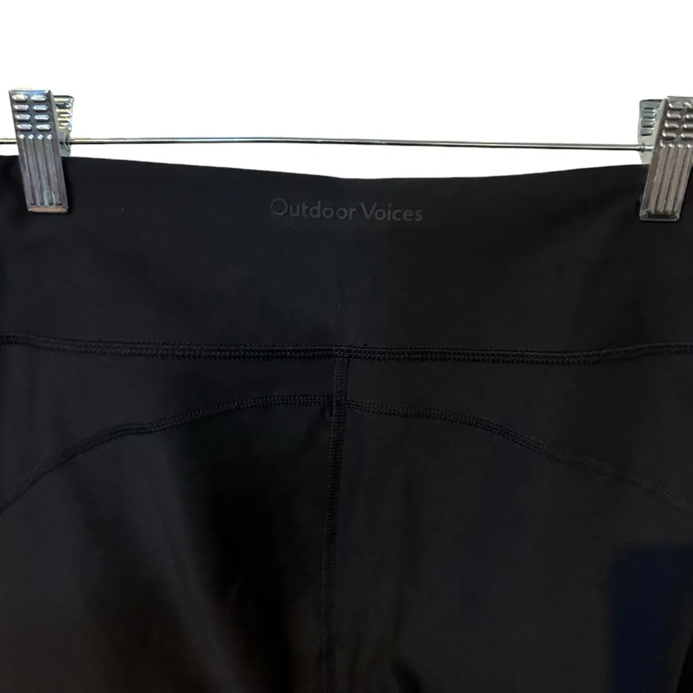 Outdoor Voices 10 Inch Warmup Black Bike Shorts Size Medium Modest Full Coverage - Image 5