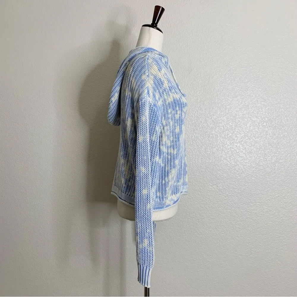 PINK Victoria's Secret Blue Tie Dye Knit Hooded Sweater, Sz Medium - Image 7