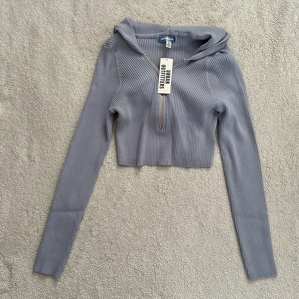 Urban Outfitters | Hooded Sweater - Image 3