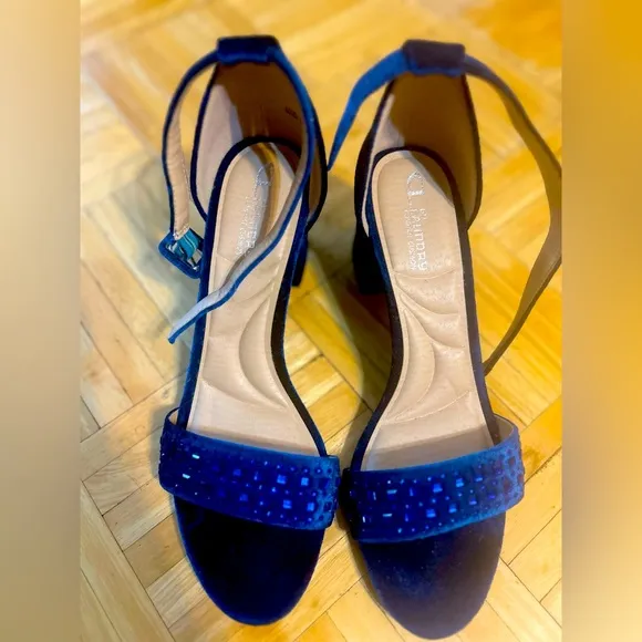 CL by Laundry Comfort Cushion Velvet Heels - Image 2